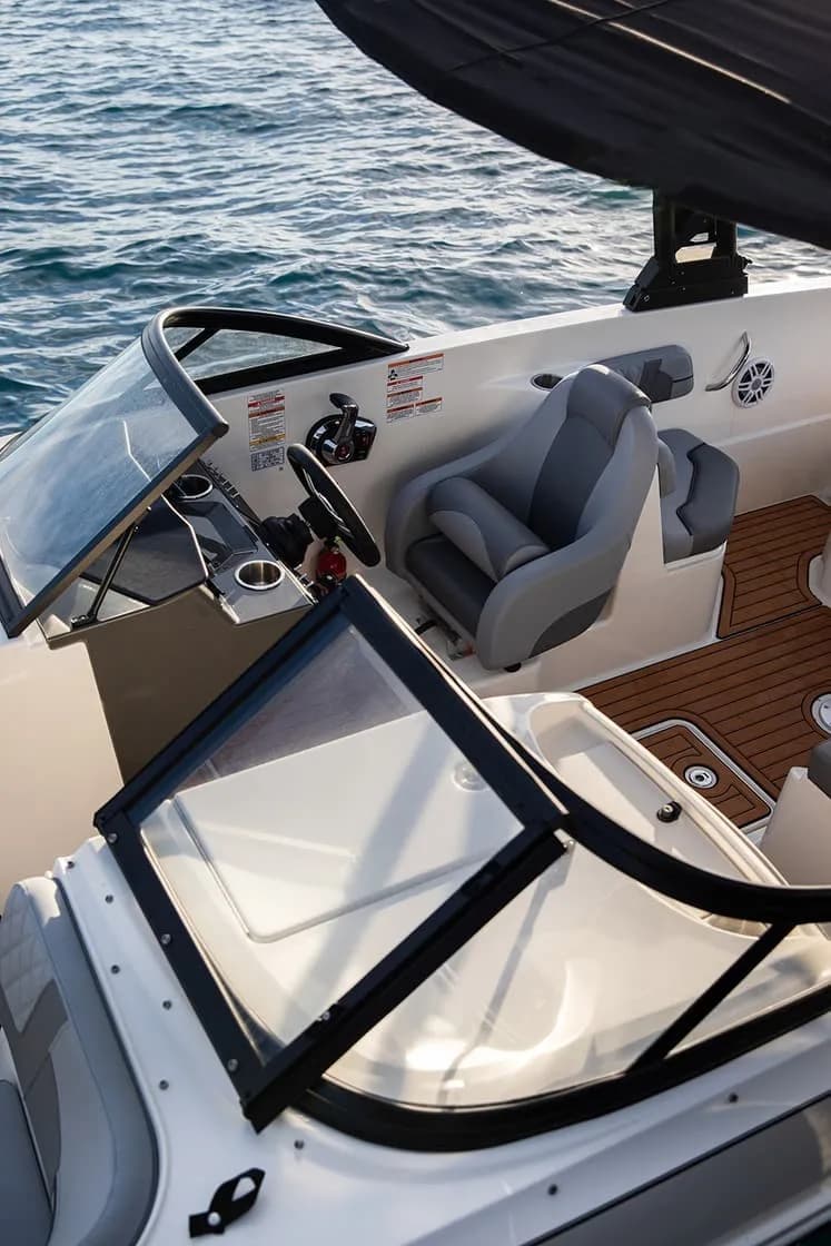 Bayliner VR6 – Bild 6 von 8 (Platzhalter)