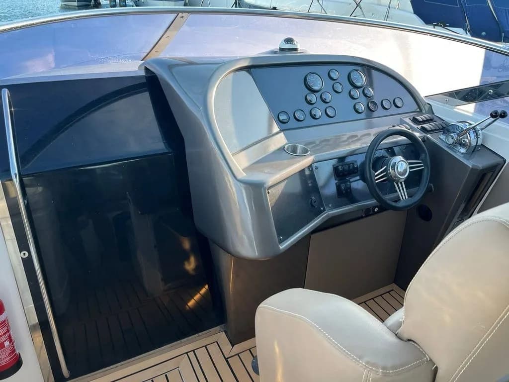 Sunseeker Thunderhawk 43 – Bild 3 von 8 (Platzhalter)